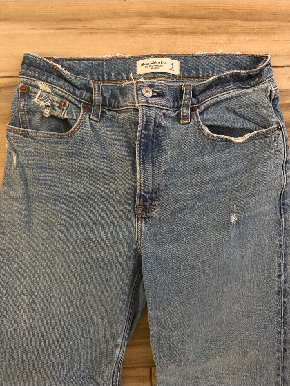 Abercrombie & Fitch 90’s high rise relaxed Women’s Jeans - Picture 3 of 4